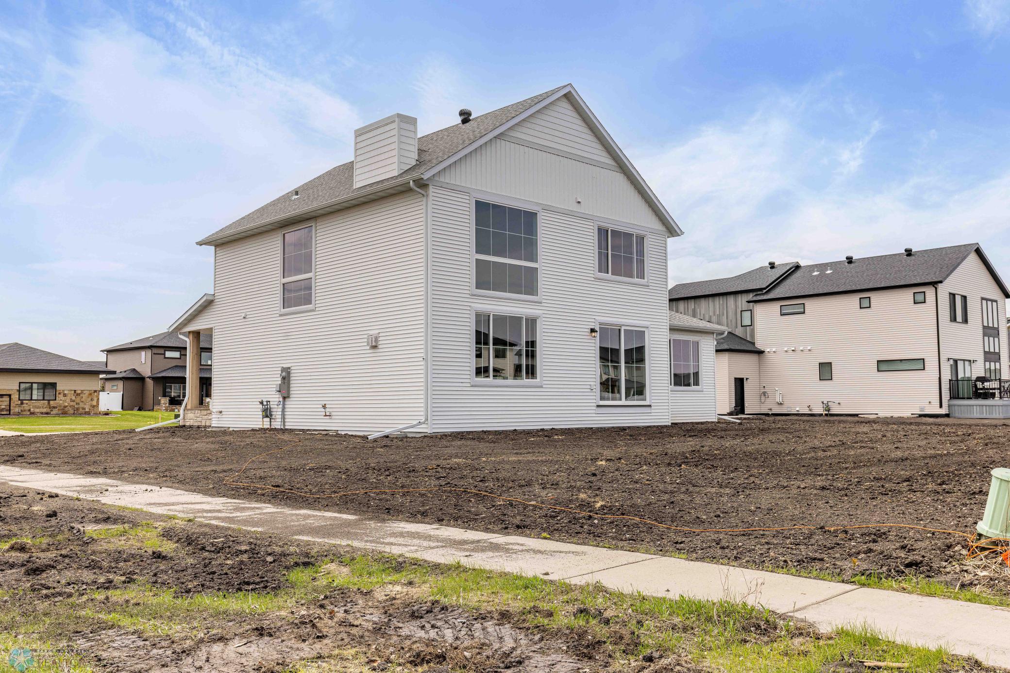 3254_Timber_Creek_Listing-4.jpg