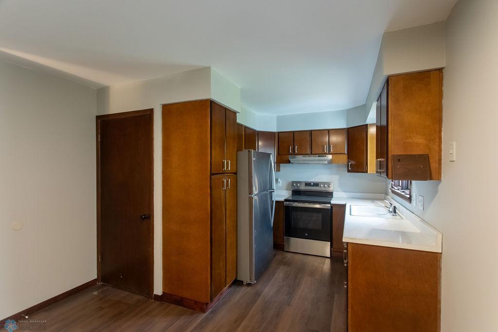 2Z2A1176-HDR.jpg