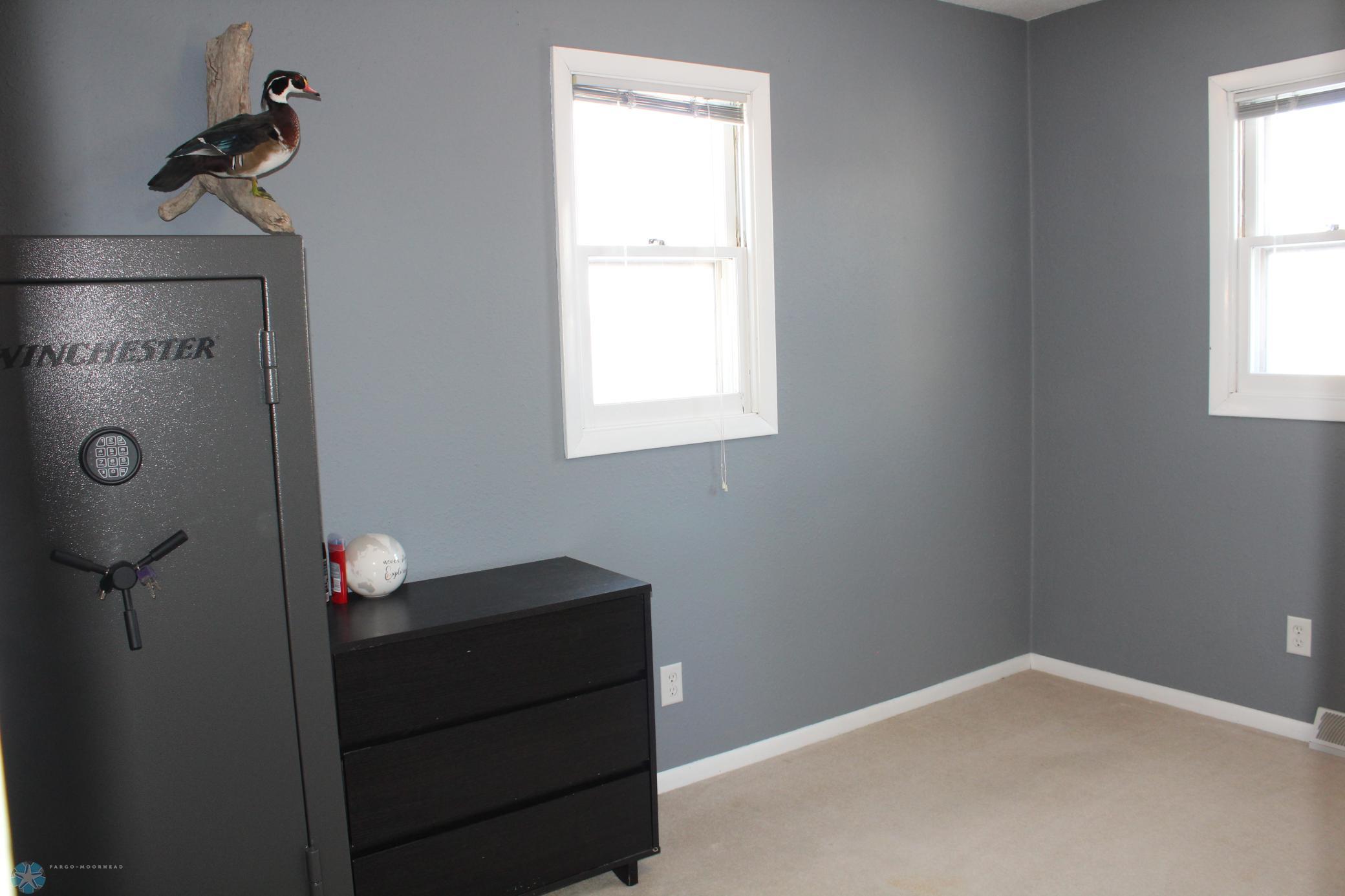 Upper NE bedroom