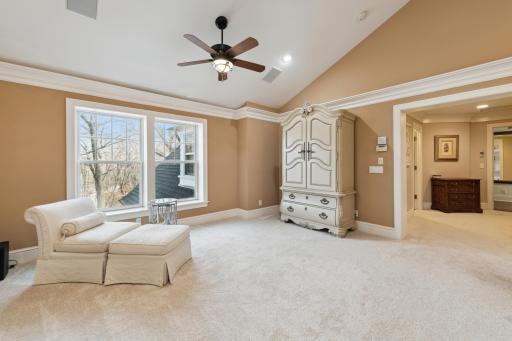 18808 Bearpath Trail, Eden Prairie, MN 55347