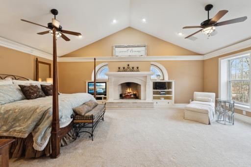 18808 Bearpath Trail, Eden Prairie, MN 55347