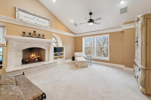 18808 Bearpath Trail, Eden Prairie, MN 55347