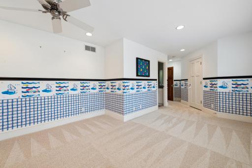 18808 Bearpath Trail, Eden Prairie, MN 55347