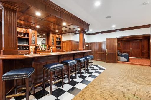18808 Bearpath Trail, Eden Prairie, MN 55347