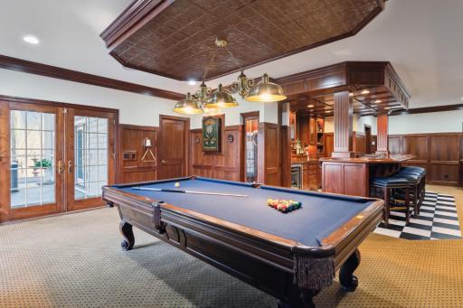 18808 Bearpath Trail, Eden Prairie, MN 55347