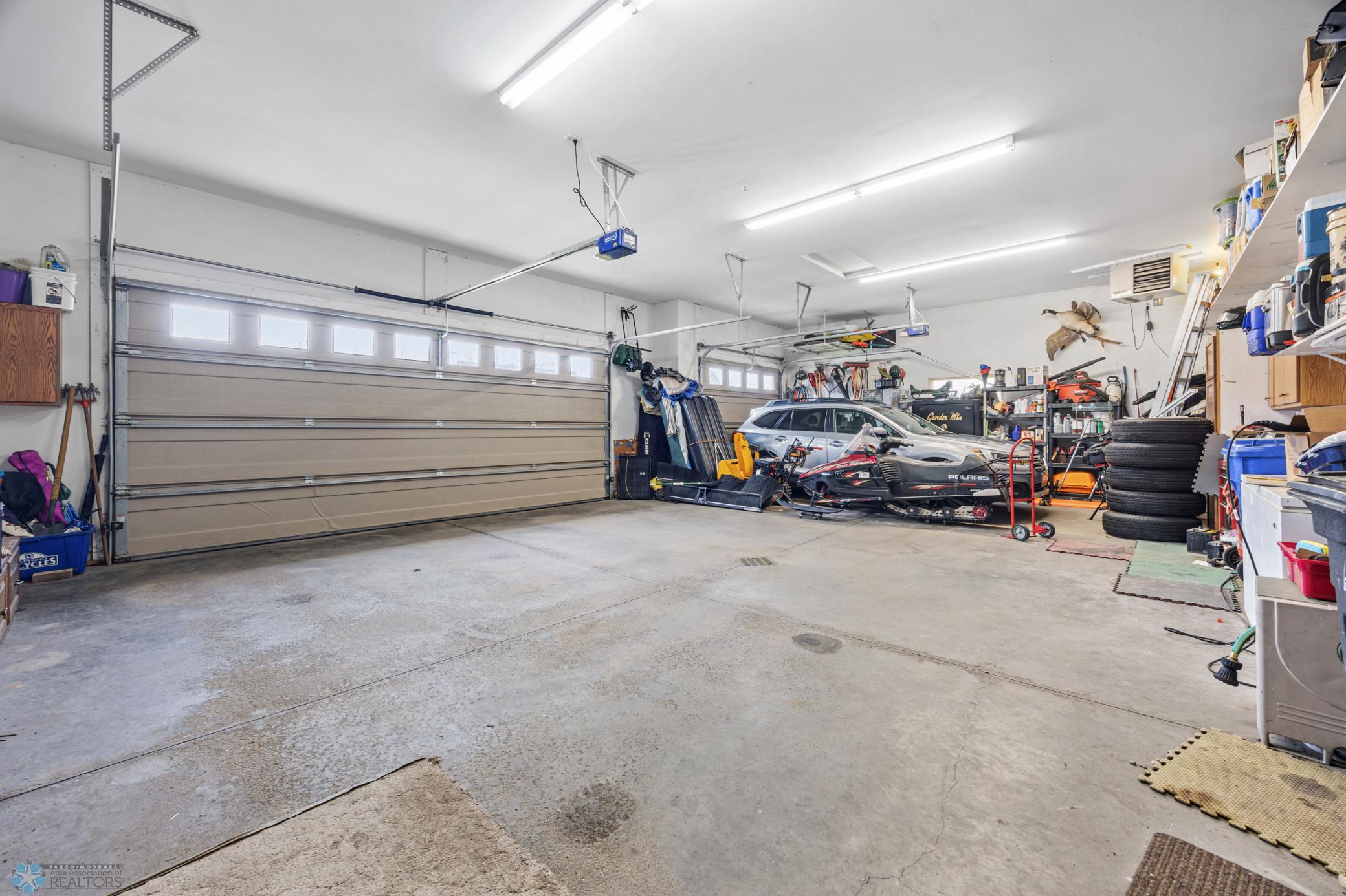 Garage - Heated