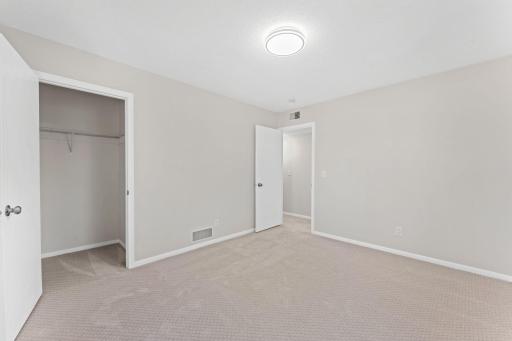 1128 County Road B E, Saint Paul, MN 55109