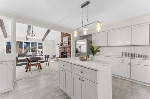 1128 County Road B E, Saint Paul, MN 55109