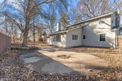 1128 County Road B E, Saint Paul, MN 55109