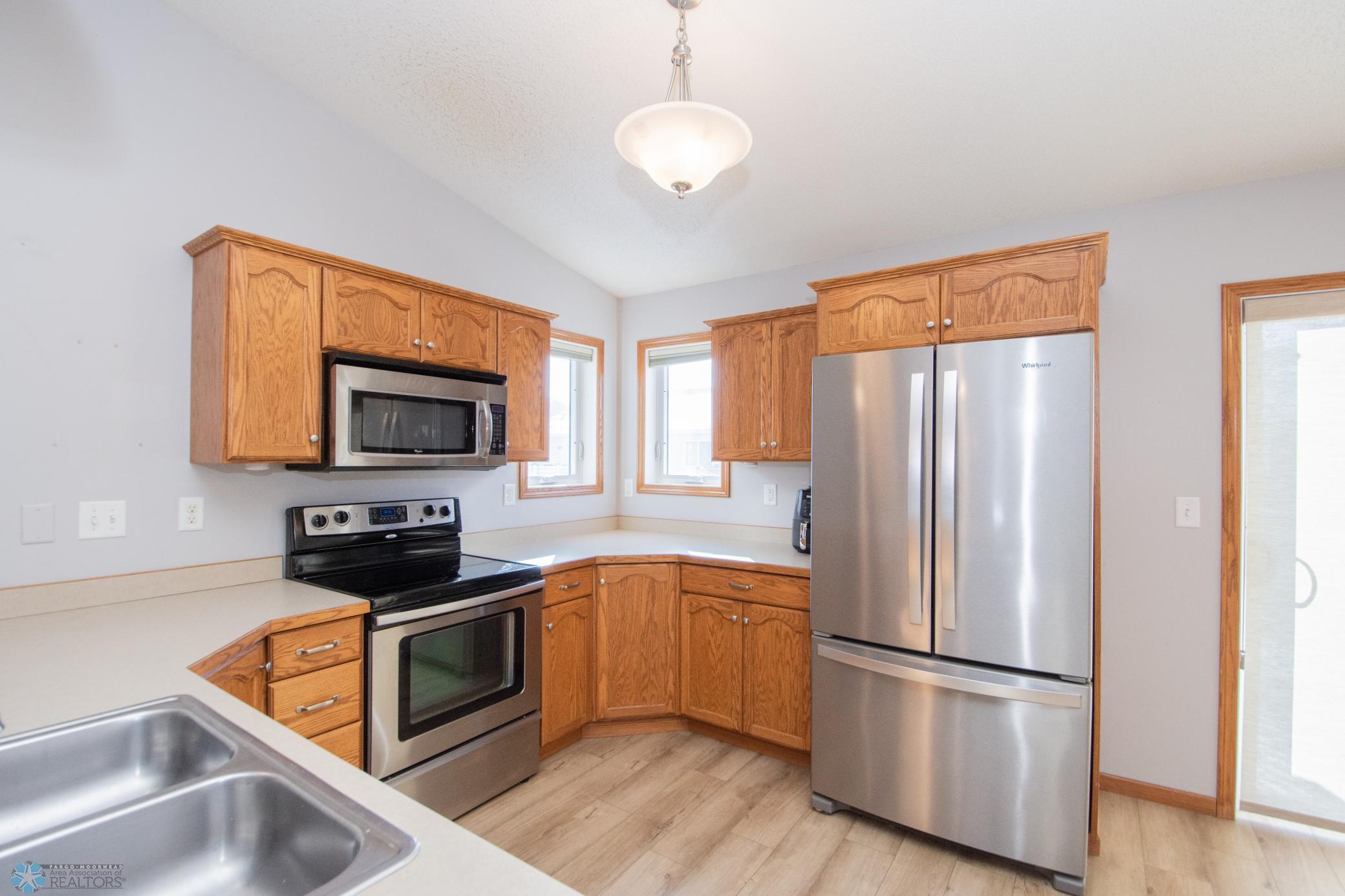 Kitchen storage