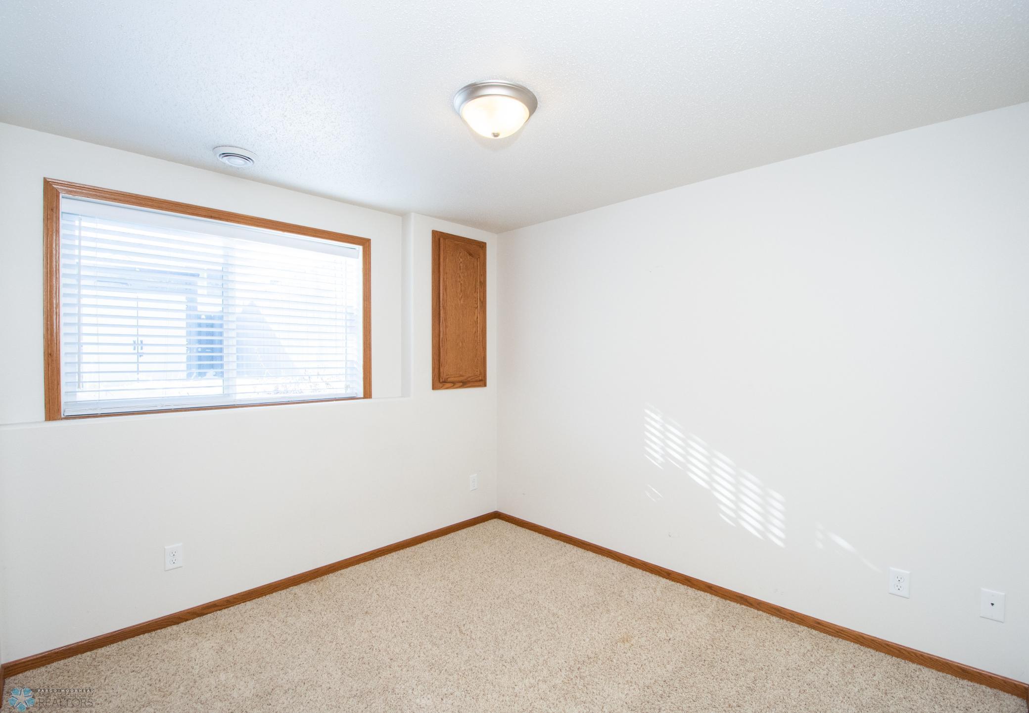 Lower level 3rd bed