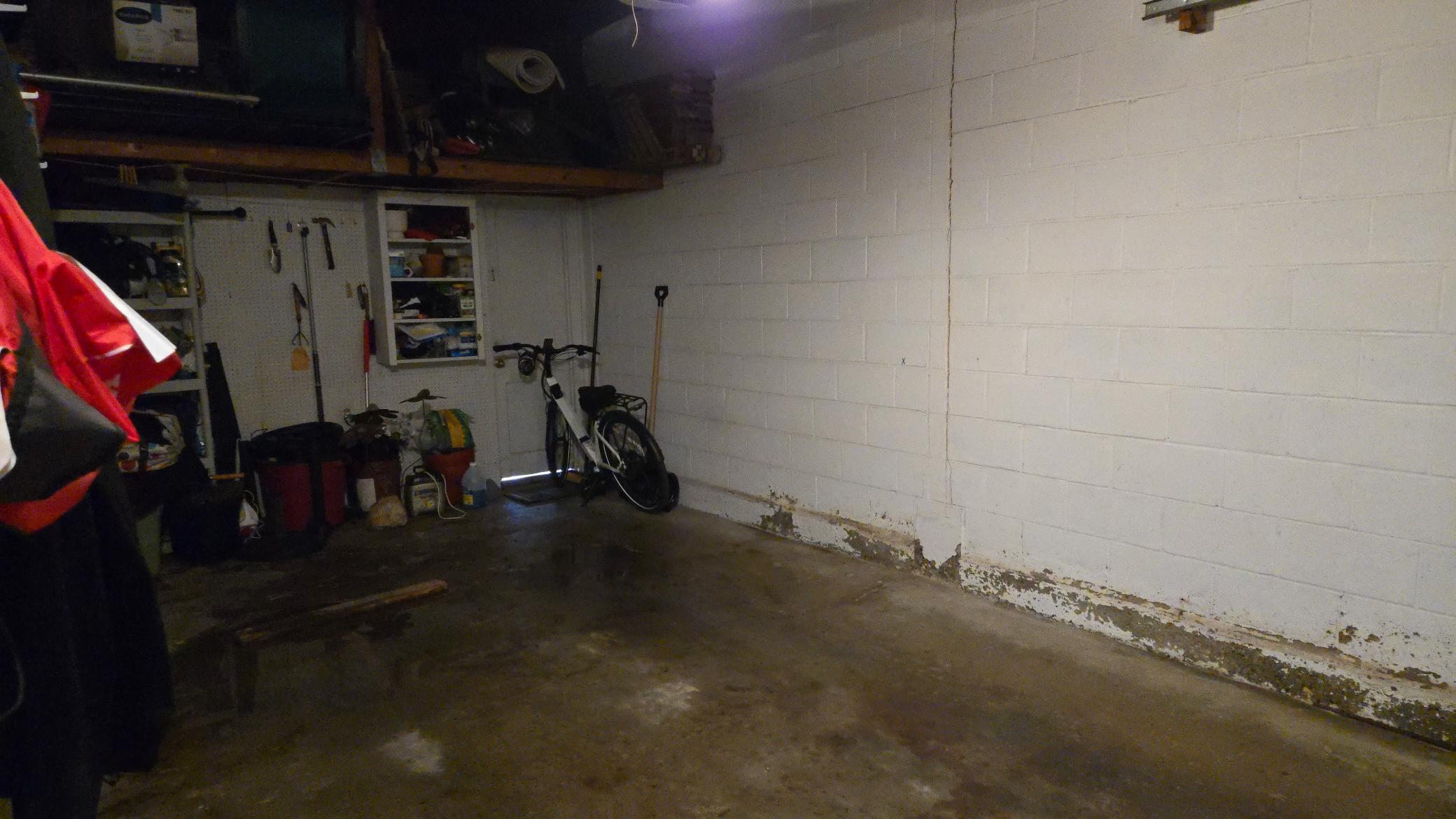 Attached Garage