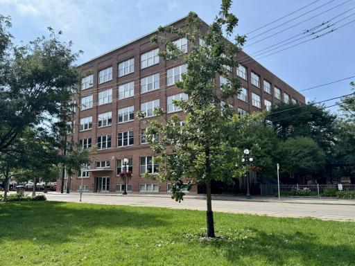225 9th Street E, 504, Saint Paul, MN 55101