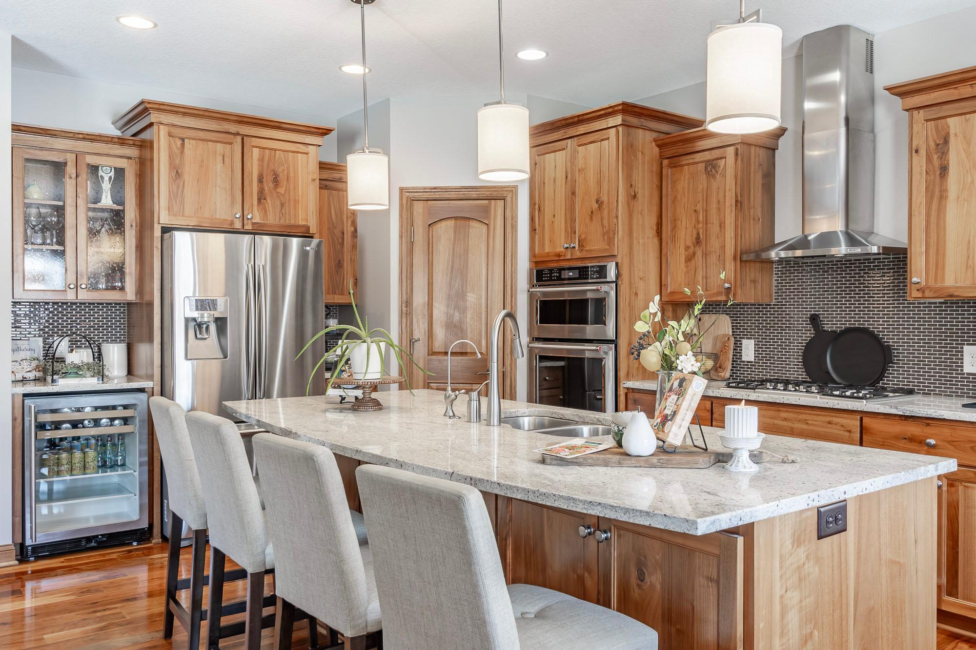 Huge center island w/loads of lower cabinet storage!