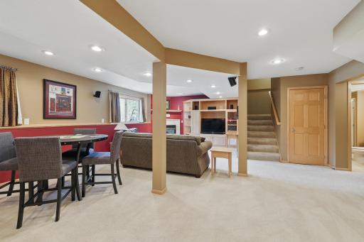 8036 Greenbriar Lane, Saint Paul, MN 55125