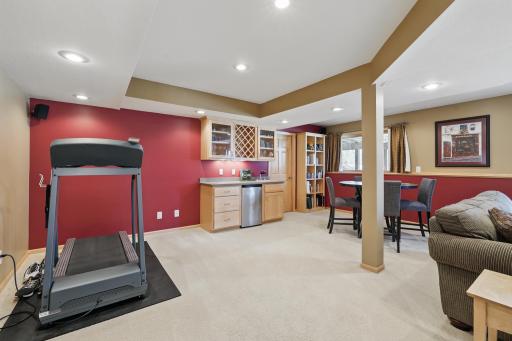 8036 Greenbriar Lane, Saint Paul, MN 55125