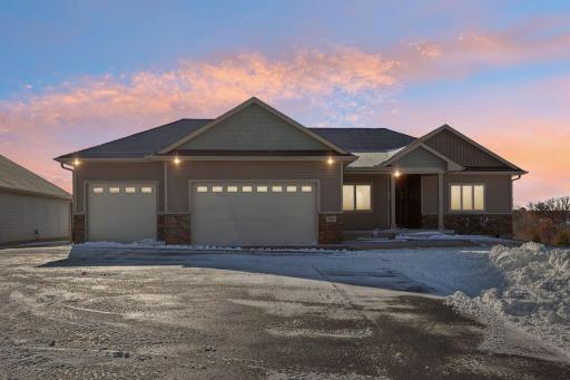 5399 389th Trail, North Branch, MN 55056
