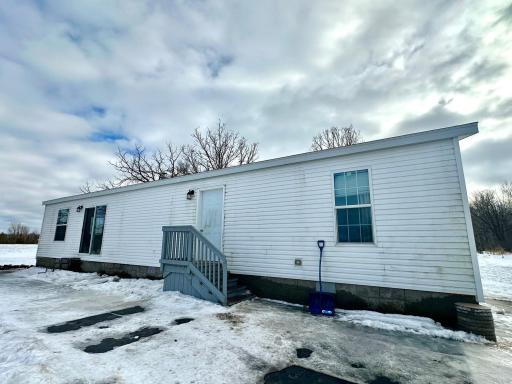 44320 County Road 20, Roseau, MN 56751