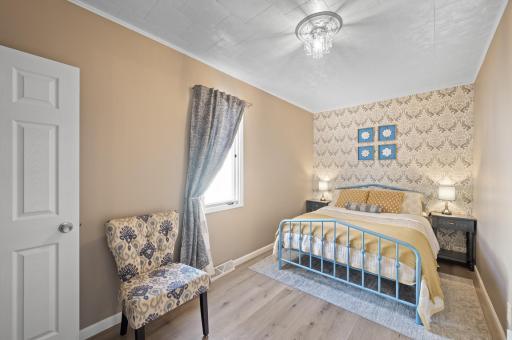 3rd bedroom located on the mainfloor