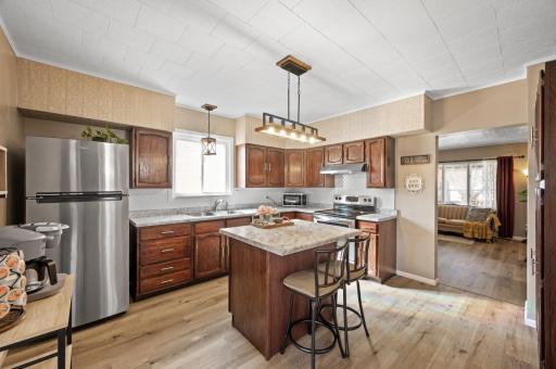 1070 22nd Avenue SE, Minneapolis, MN 55414