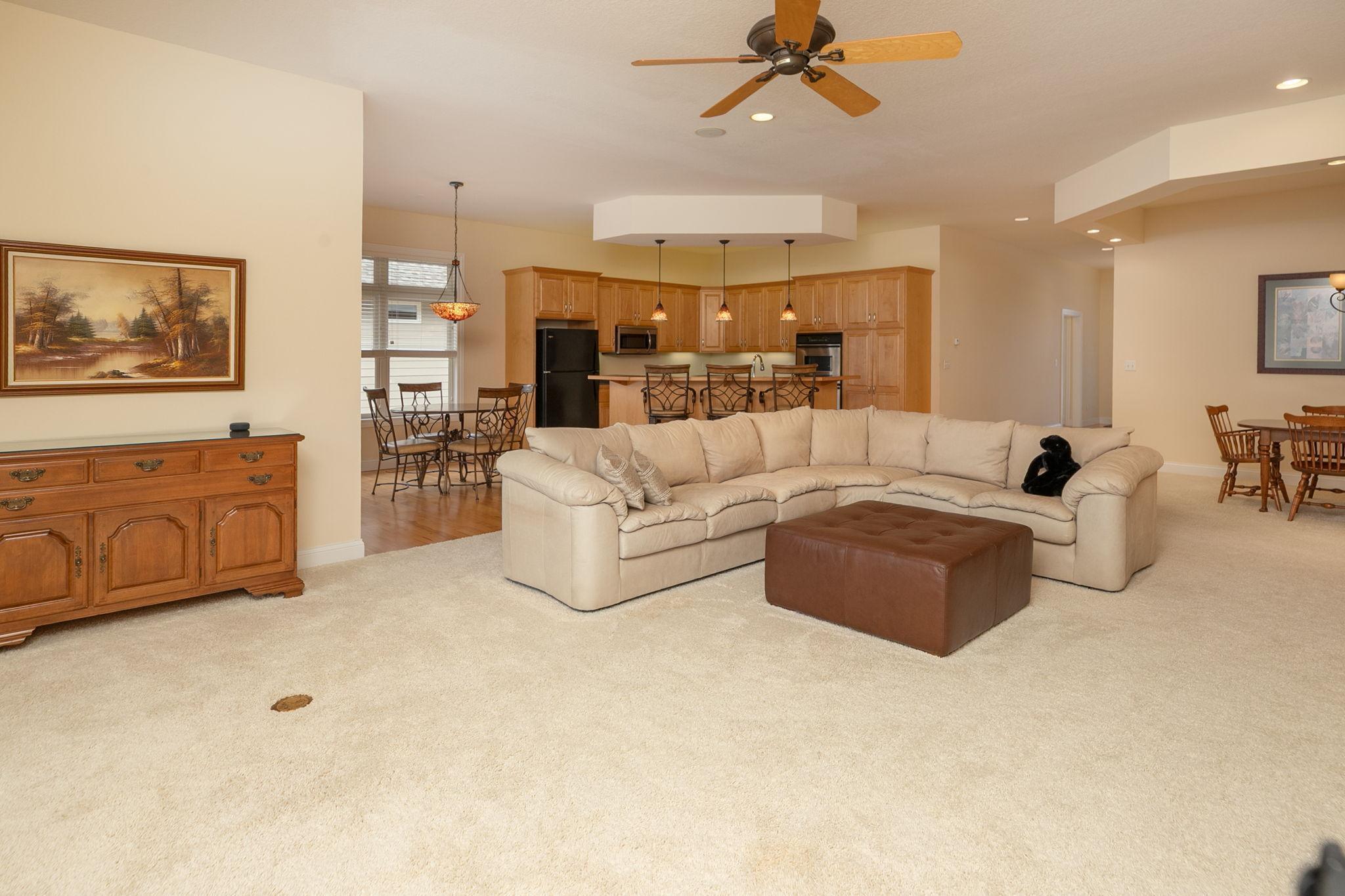 8-web-or-mls-08-Living Room.jpg