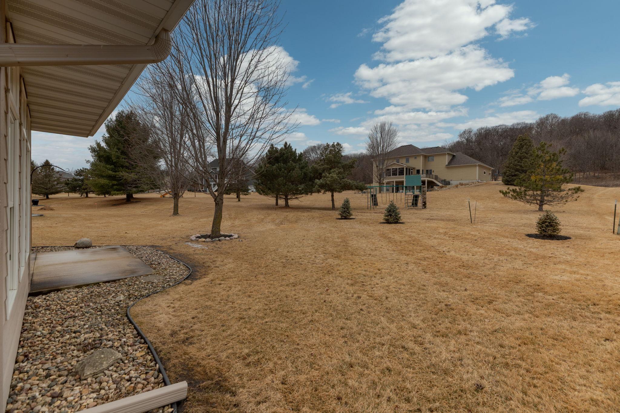 30-web-or-mls-30-Back View.jpg