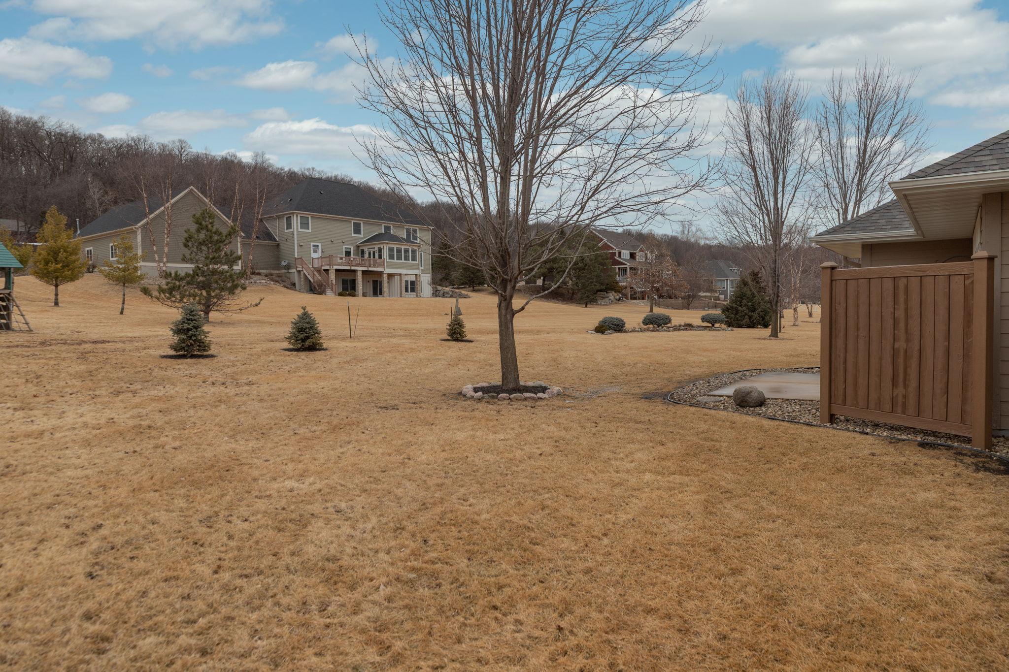 35-web-or-mls-35-Back View.jpg