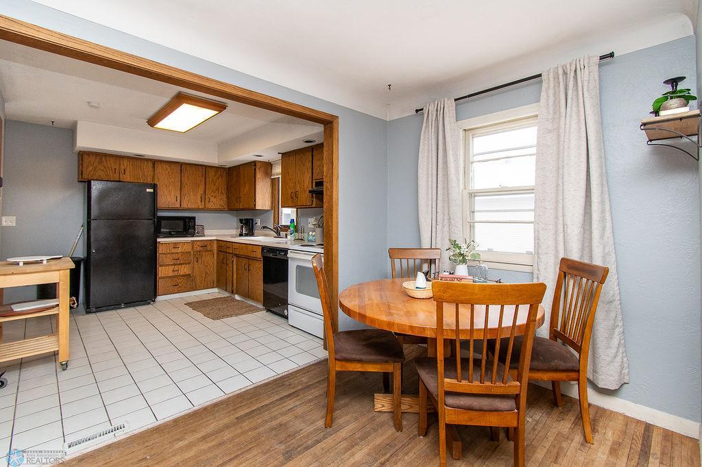 Dining Area/Kitchen