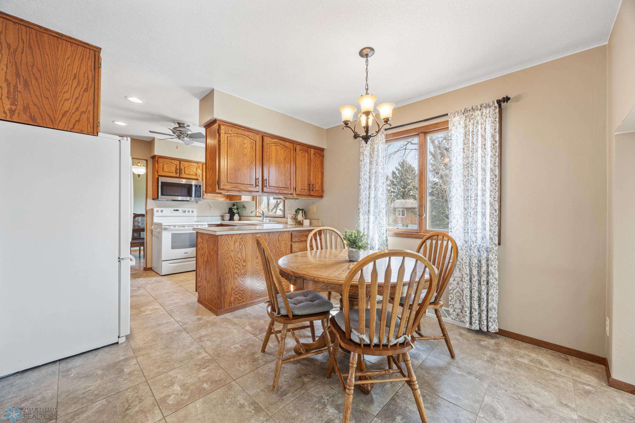 Kitchen/Dining
