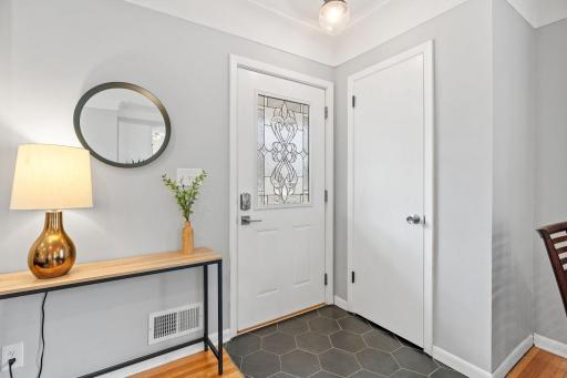 1630 Oregon Avenue S, Minneapolis, MN 55426