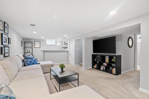 1630 Oregon Avenue S, Minneapolis, MN 55426