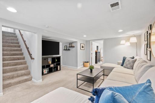 1630 Oregon Avenue S, Minneapolis, MN 55426
