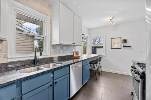 1630 Oregon Avenue S, Minneapolis, MN 55426
