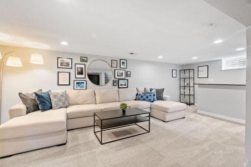 1630 Oregon Avenue S, Minneapolis, MN 55426