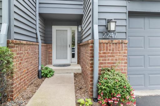 2247 Sherwood Court, Minnetonka, MN 55305