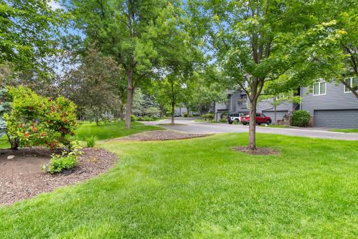 2247 Sherwood Court, Minnetonka, MN 55305