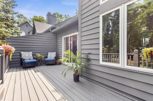 2247 Sherwood Court, Minnetonka, MN 55305