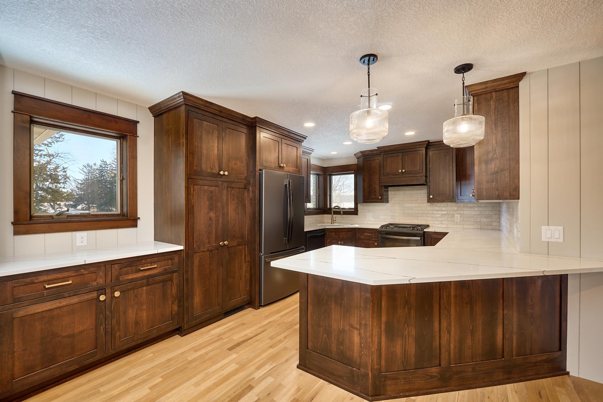 9145 County Rd 17 SE - Kitchen 2