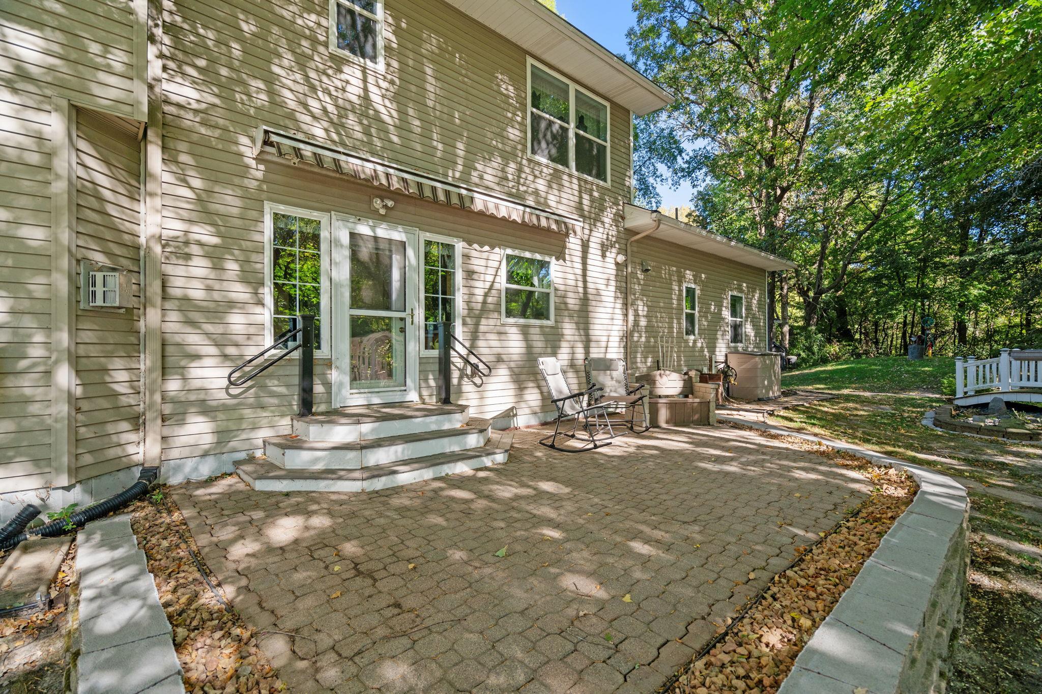 11-web-or-mls-6543 Goodwin Ln-11.jpg