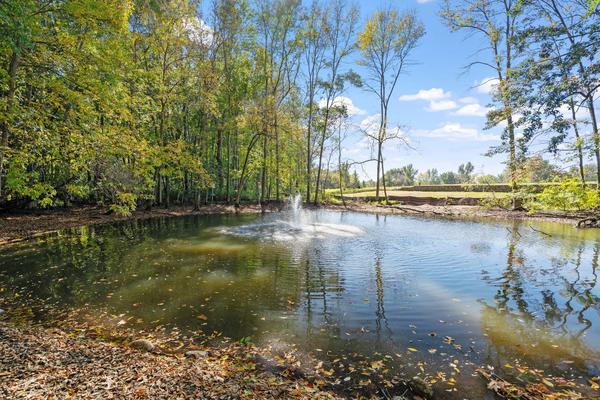 9-web-or-mls-6543 Goodwin Ln-9.jpg
