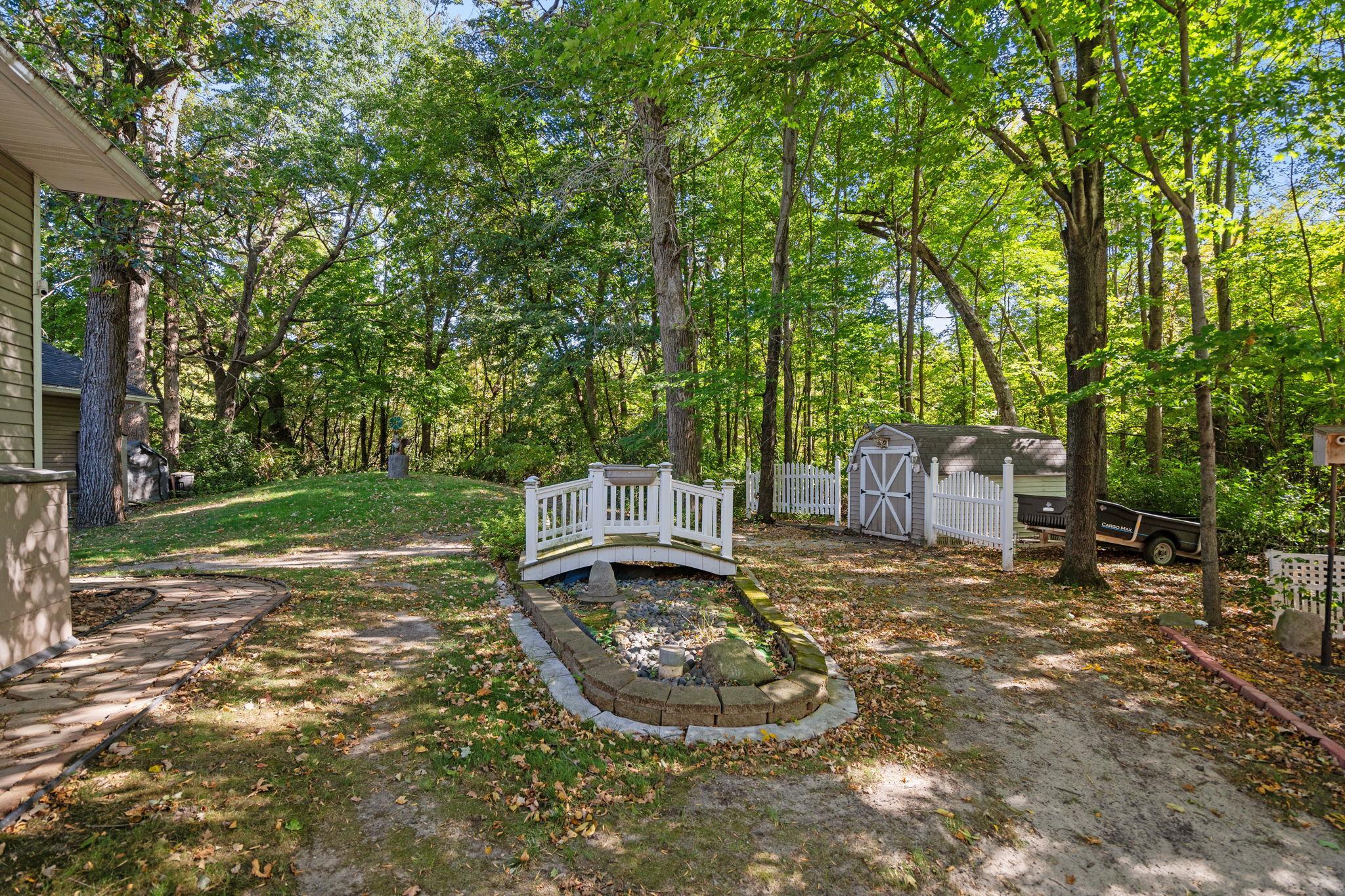 12-web-or-mls-6543 Goodwin Ln-12.jpg