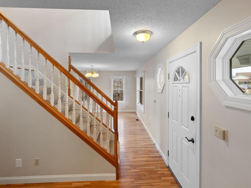 6543 Goodwin Ln Wyoming MN 55092 USA-019-030-017-MLS_Size.jpg