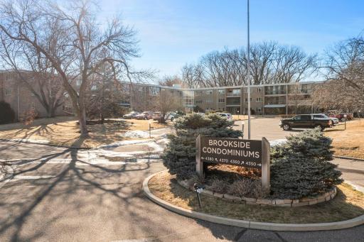 4370 Brookside Court, 216, Minneapolis, MN 55436