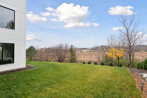 2495 Marshview Court, Victoria, MN 55386