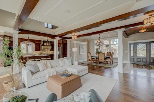 Open concept with subtle detailing to seperate rooms.