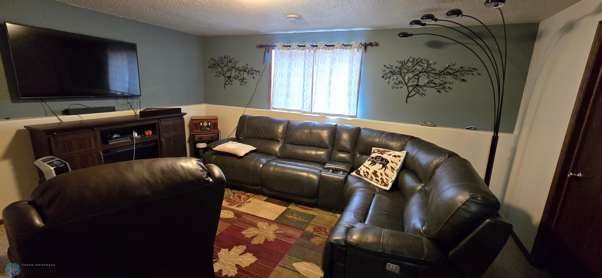 Lower family or bed