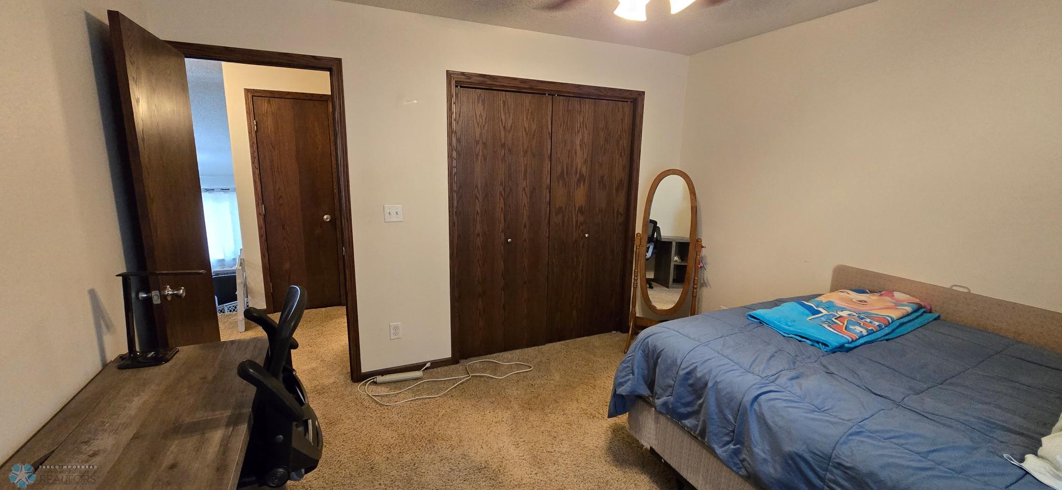 Upper bed 2