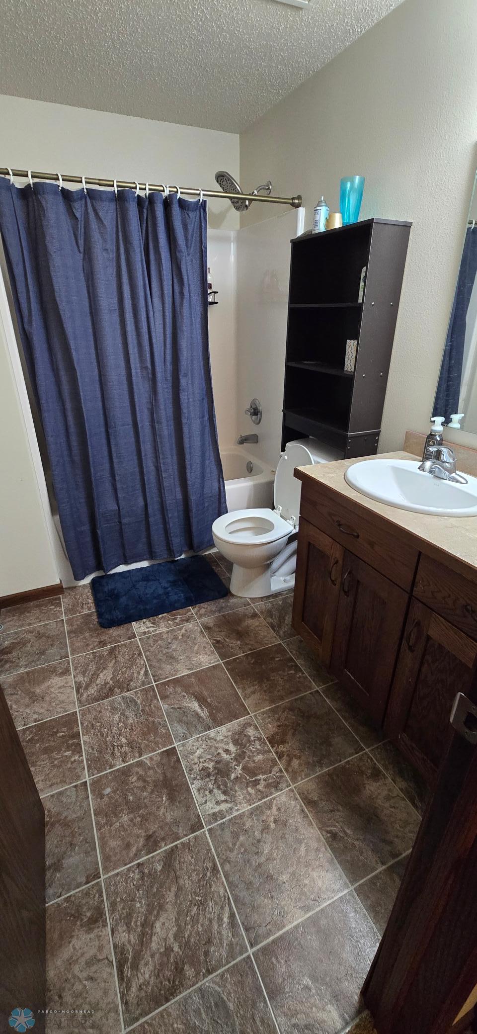 lower bath