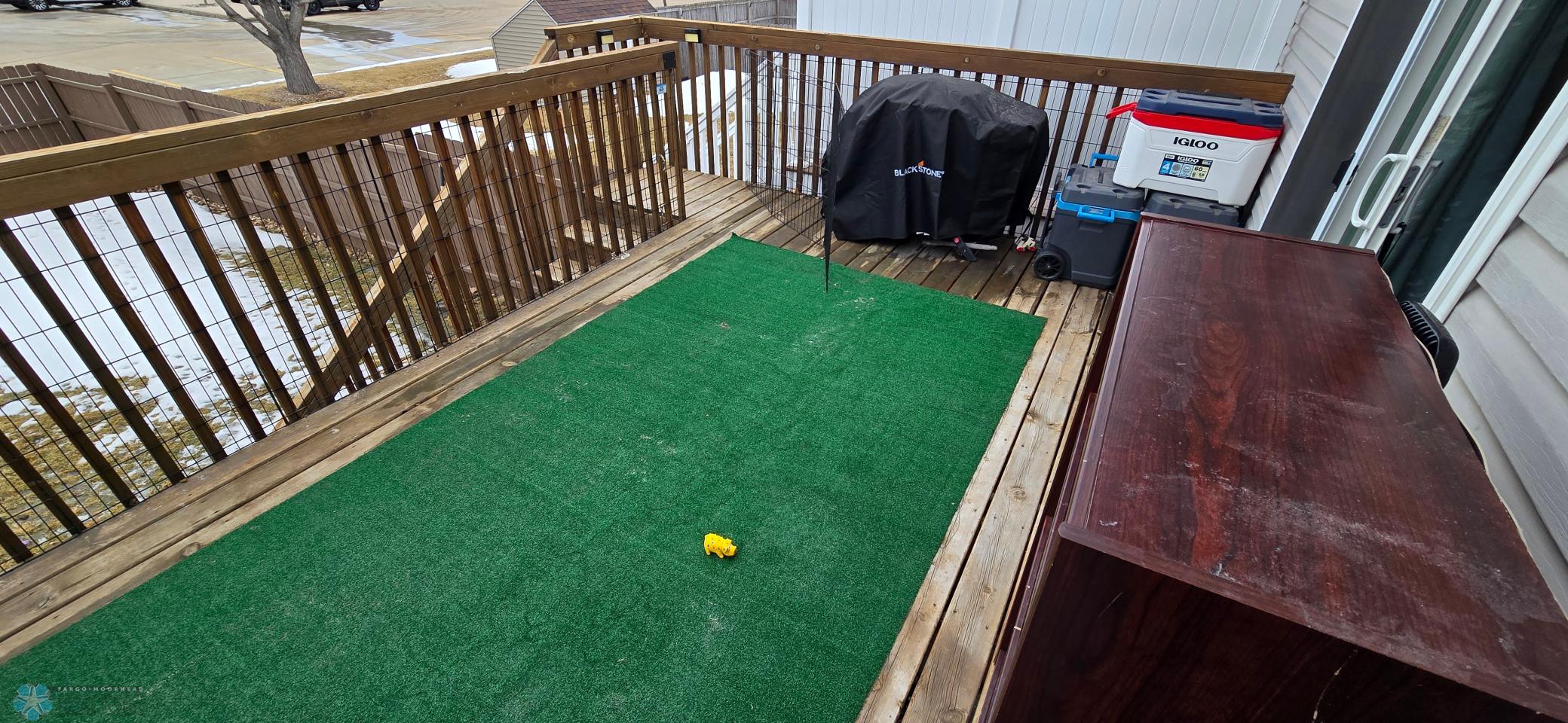 deck.b