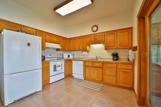 10124 Timberwolf Trail, Kabetogama, MN 56669